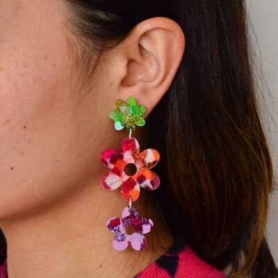 Boucles d'oreilles à tige triple en acrylique recyclé Flower Power Statement