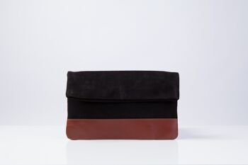 Pochette en daim noire et marron 1