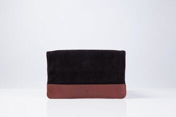 Pochette en daim noire et marron 2