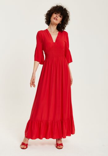 Robe longue rouge liqueur avec manches à volants 1