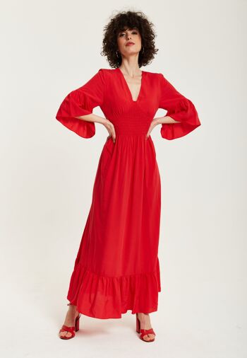 Robe longue rouge liqueur avec manches à volants 2