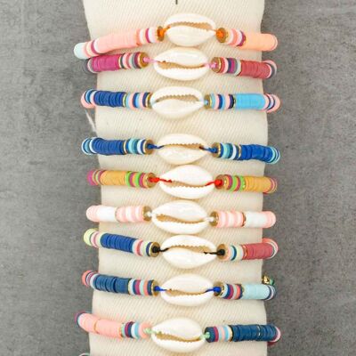 Cushions of 10 shell bracelets