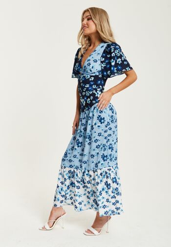 Robe mi-longue à imprimé floral Liquorish en bleu, bleu marine et blanc 4