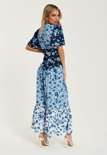 Robe mi-longue à imprimé floral Liquorish en bleu, bleu marine et blanc 5