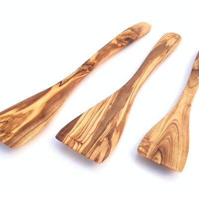 Spatule longueur 25/30/35 cm faite à la main en bois d'olivier