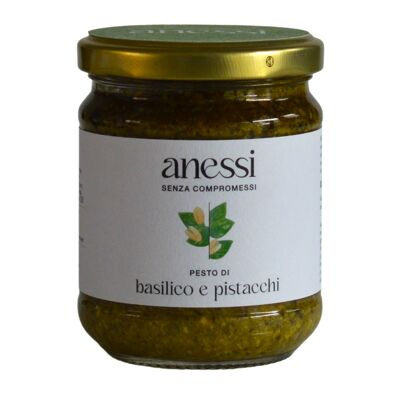 Pesto aus Basilikum und Pistazien