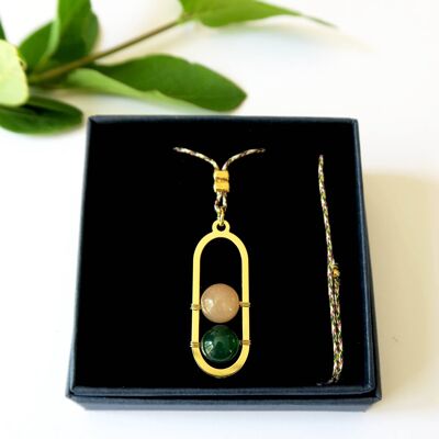 Adjustable golden necklace in green agate moonstone cord