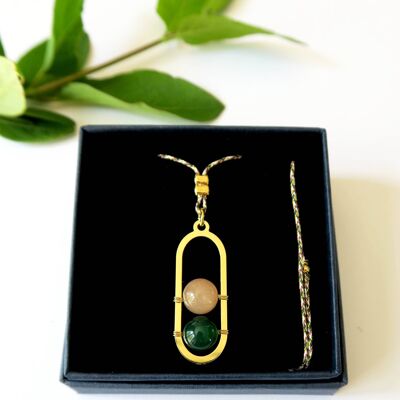 Adjustable golden necklace in green agate moonstone cord