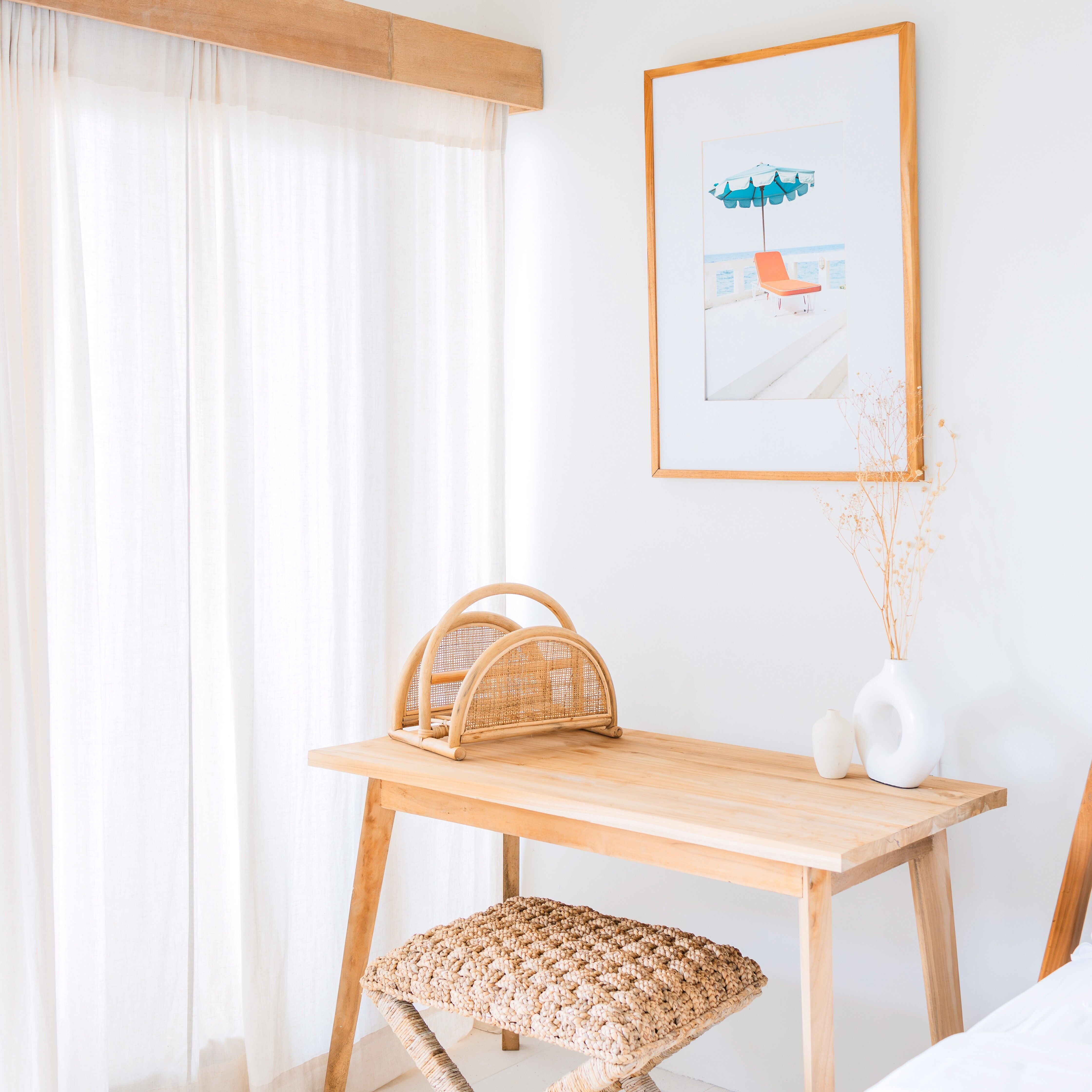 Zeitungsständer aus Rattan – Zeitschriftenhalter – Boho Zeitungskorb – Handgemachter Rattan Magazin- oder Zeitungshalter ALOR