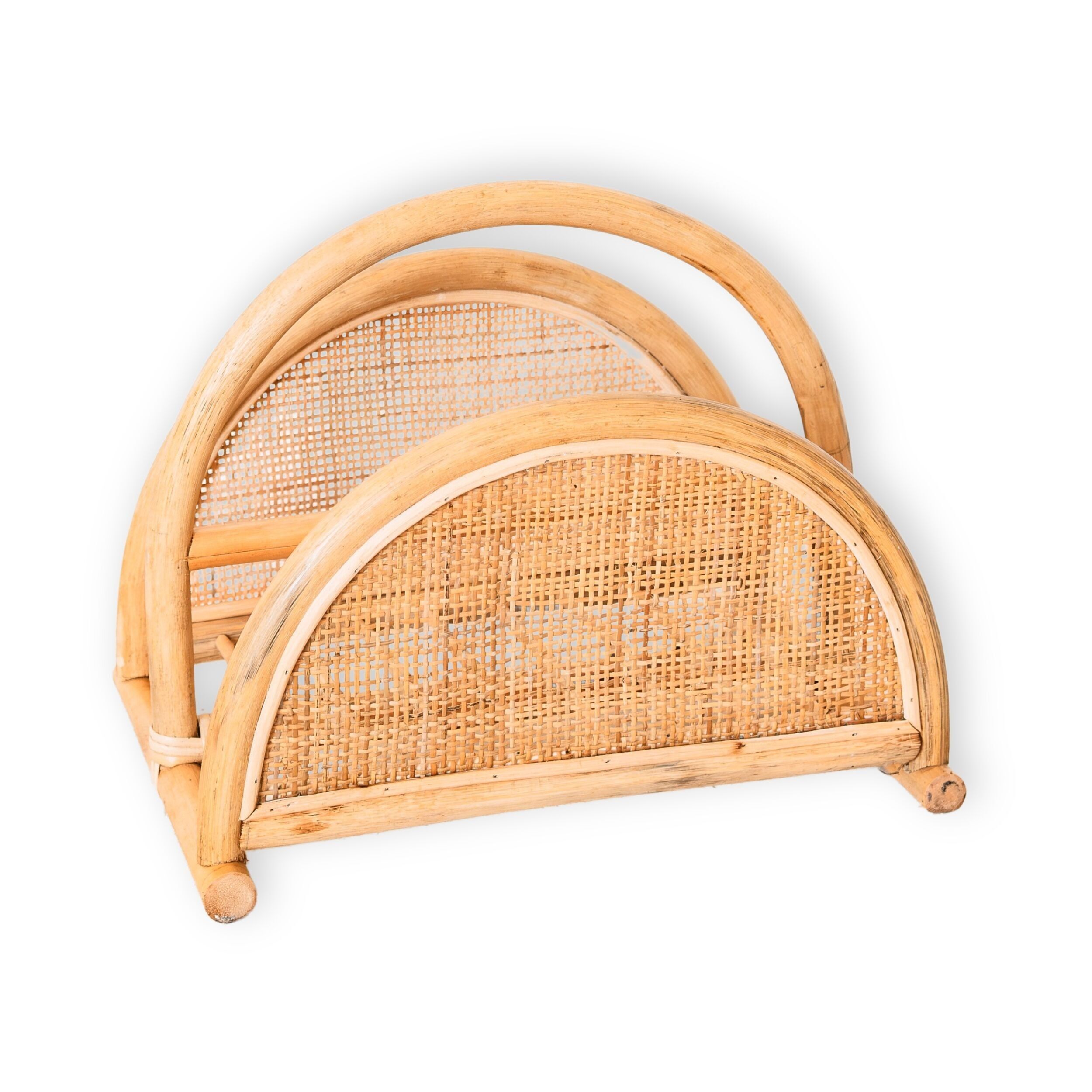 Zeitungsständer aus Rattan – Zeitschriftenhalter – Boho Zeitungskorb – Handgemachter Rattan Magazin- oder Zeitungshalter ALOR