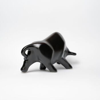 Figurine taureau en céramique décoration d'intérieur / Noir mat 3