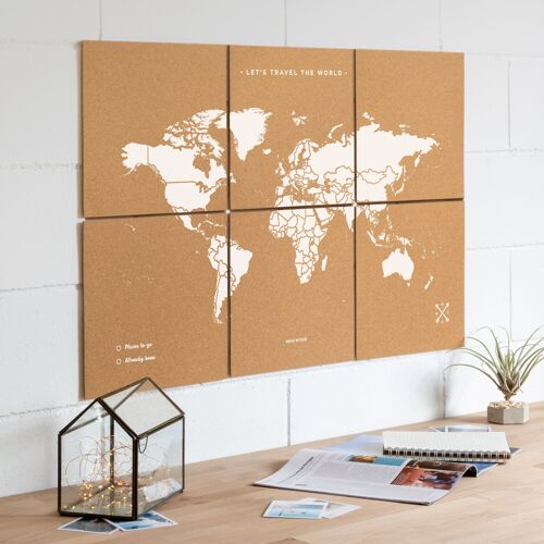 Mapa puzzle del mundo de corcho
