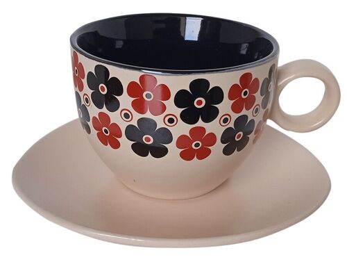 Set of 4 ceramic cups for cappuccino with plates in vintage design.