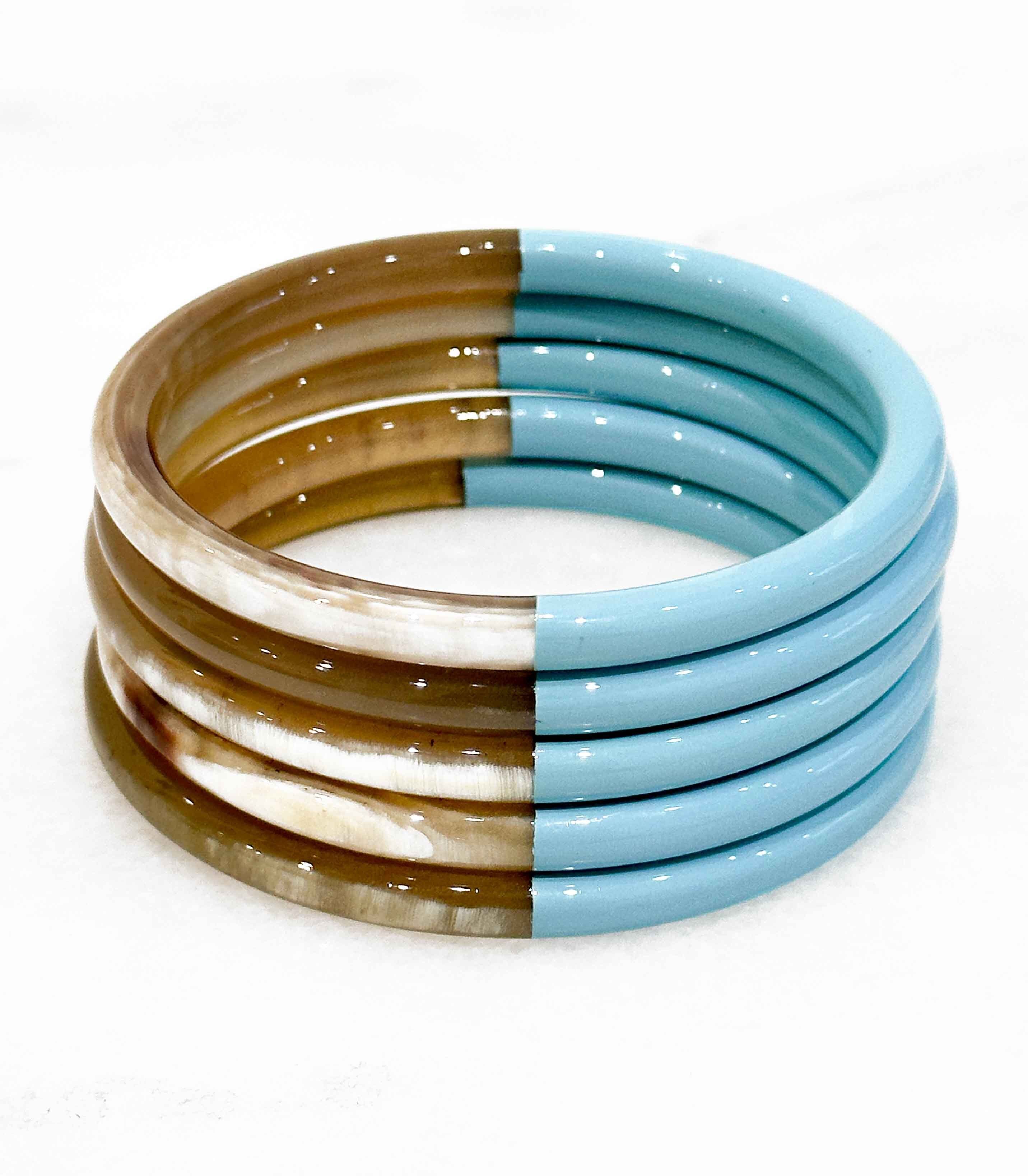 Bracciale colorato in vero corno - Colore 291C