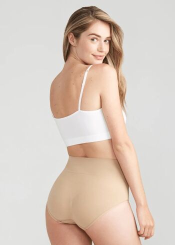 Culotte galbante confortablement incurvée Livi 6