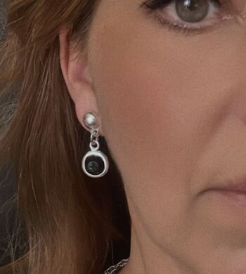 boucle d'oreille SW en cristal noir 2