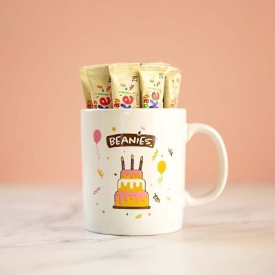 Taza de cumpleaños Beanies con palitos de café