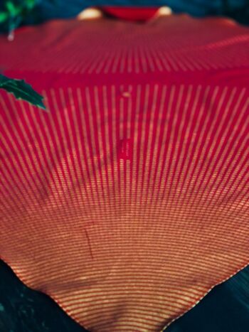 Papier Cadeau Réutilisable Furoshiki Taille L (85x85cm) : La Poule aux Oeufs d'or 3
