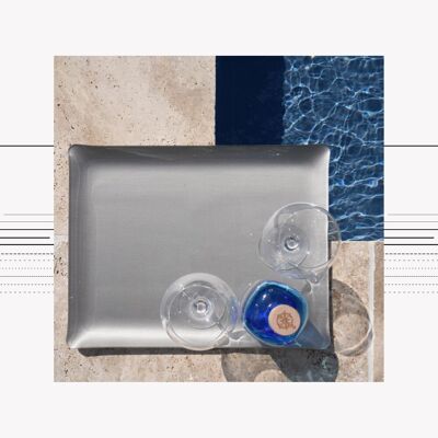 Acrylic serving tray x SECRET - A simple and elegant range