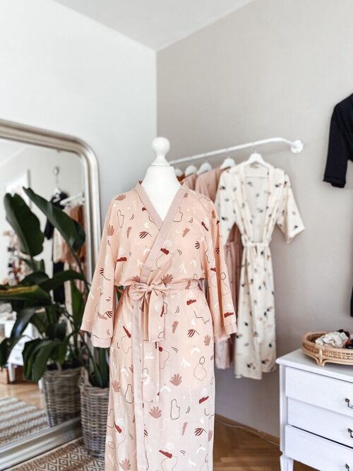 Abstract blush kimono