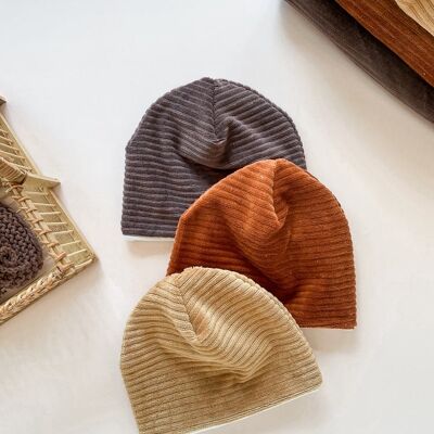 Baby beanie / ribbed