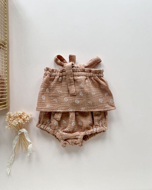 Baby bloomers & top / nude floral