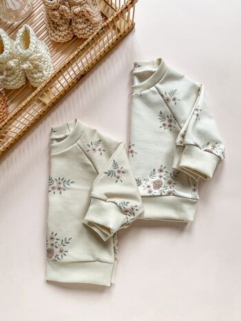 Pull bébé en coton / fleuri vintage délicat 1