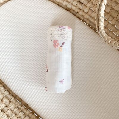 Baby swaddle / floral cotton