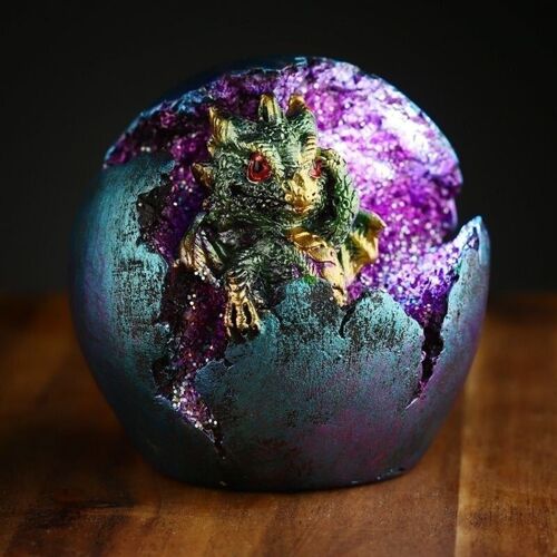 DLDrg-45 - Baby Dragon LED Geode Hatching Dragon Egg (asst) - Sold in 1x unit/s per outer
