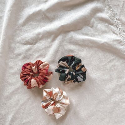 Wide viscose scrunchie