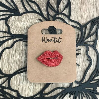 Mouth glitter pin