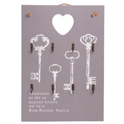 Porte-clés en bois 8 places avec un cœur perforé de couleur grise. Dimensions : 23x1x34cm