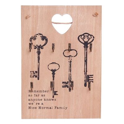 8-teiliger Schlüsselhalter aus Holz mit perforiertem Herzen in Beige. Abmessungen: 23x1x34cm