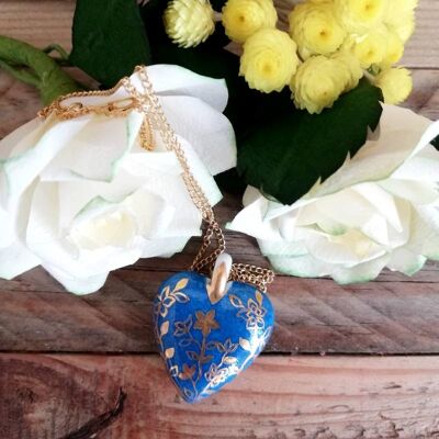 Collier coeur porcelaine bleu lagon et or