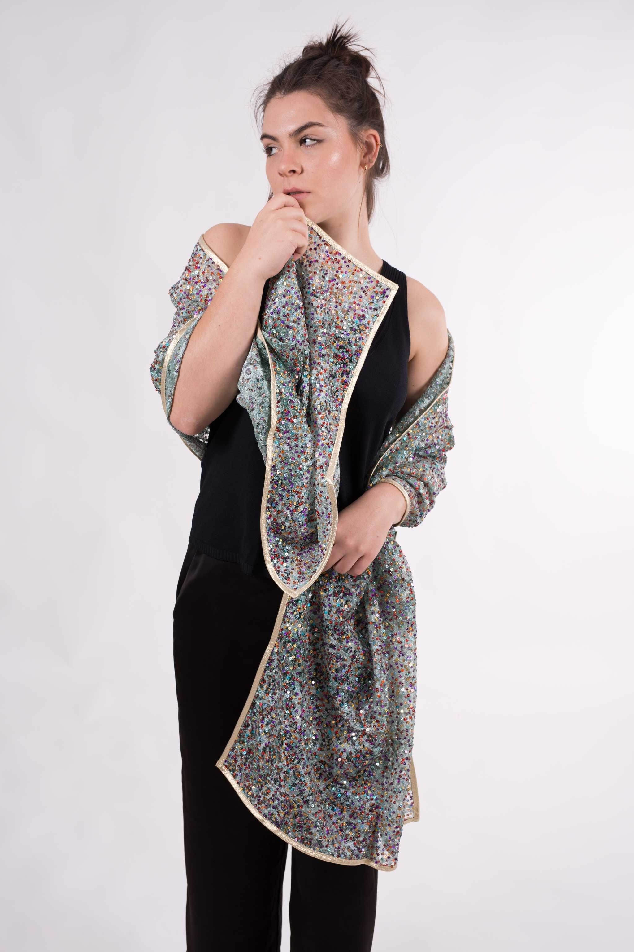 Partyschal mit farbigen Pailletten