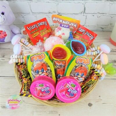Souvenir candy basket from the 80s and 90s n°1