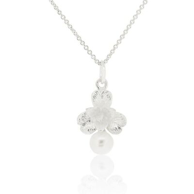 Orchid Pearl Pendant with 18" Trace Chain and Presentation Box