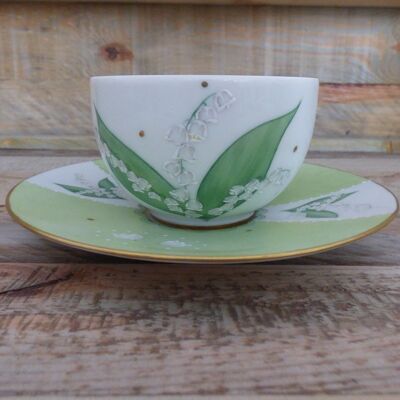 Tasse thé porcelaine décor muguet