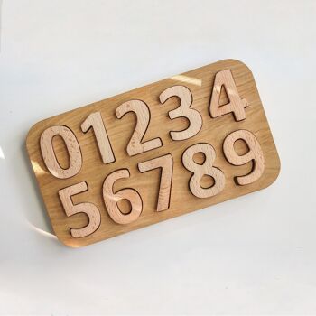 Puzzle de chiffres en bois massif 7