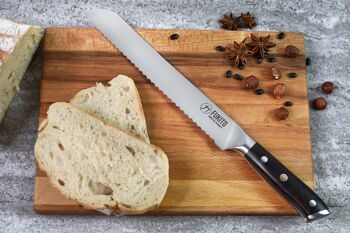 Couteau à pain Fukito Ebène X50 23cm 2