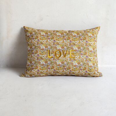 Cushion 35x50 embroidered LOVE