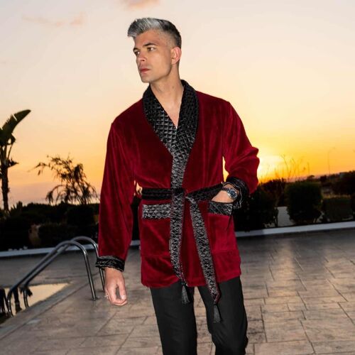 Belgravia Short Velvet Smoking Jacket in Burgundy