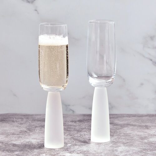 Set of 2 Oslo Champagne Flutes Frost