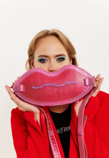 House Of Holland - Sac à bandoulière en forme de lèvre rose avec devant en acrylique 1
