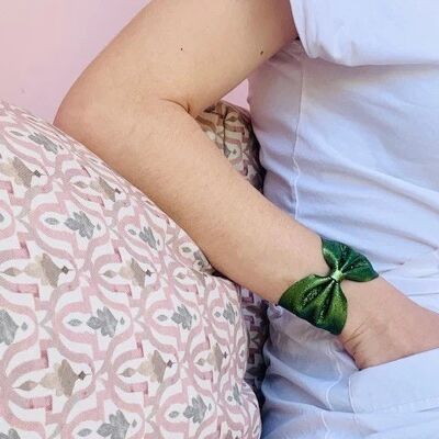 Iridescent green cuff