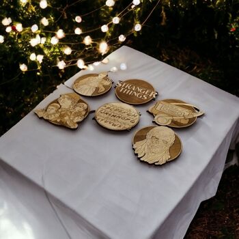 Lot de 6 sous-verres en bois Stranger Things - cadeau de pendaison de crémaillère 10