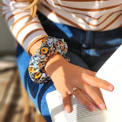 GARANCE scrunchie / organic cotton with ocher and water green print