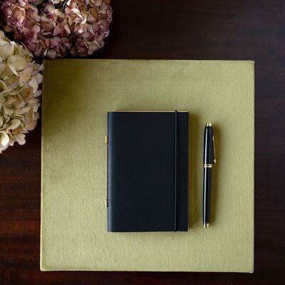 Refillable diary - NOVUM ORGANUM SMALL Robusto (black)