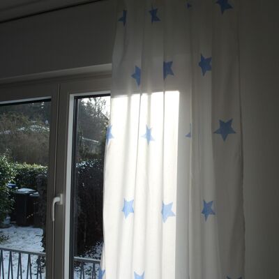 Vorhang creme mit blauen Sternen