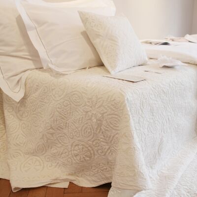 Bedspread white Cutwork 240x260cm